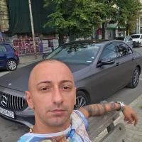 party_boy_'s Profile Pic