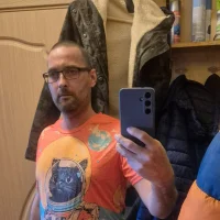 foxi83's Avatar Pic