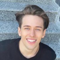 tommyjoyer Adlı Modelin Avatarı