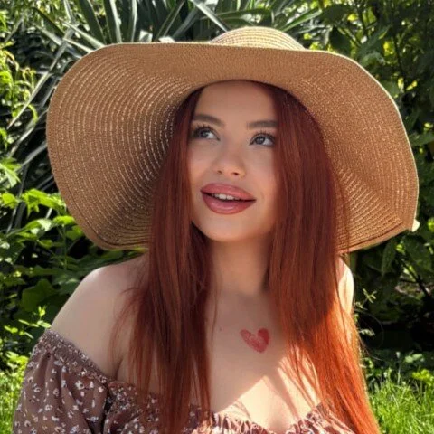 RedheadQueen_
