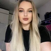 Carrie_Cain's Profile Pic