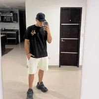 Sexy_threesome1's Profile Pic