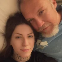 dirtycouple220 Φωτ, Προφίλ