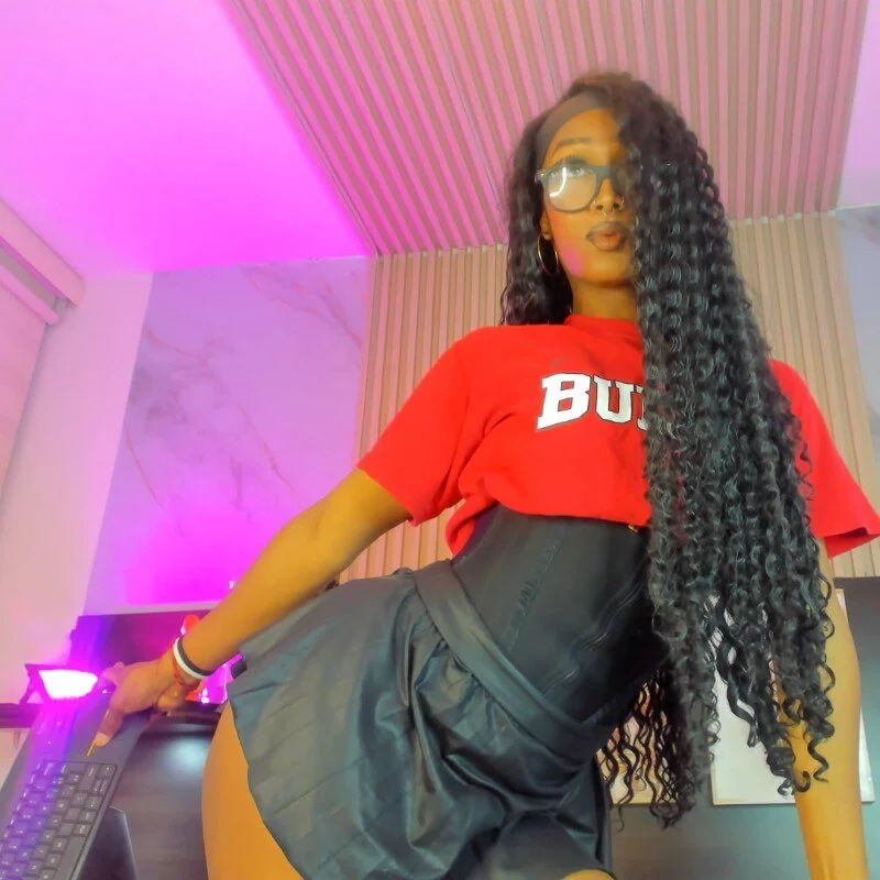 nahomy_james25 Stripchat profile image