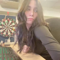 EvaCollinsh's Avatar Pic