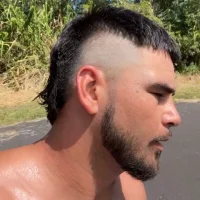 Leeeek23 頭像圖片