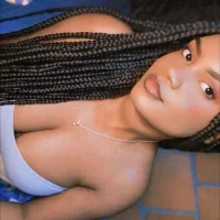 miayfoster's Profile Pic