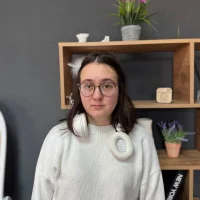DorisFell's Profile Pic