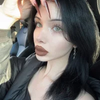 Foto do perfil de Lill_Adeline