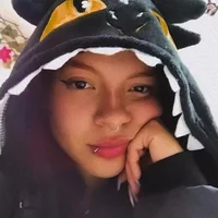 maeven_cooper's Profile Pic