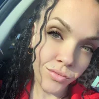 SexiDmonDick23 Adlı Modelin Çevrimdışı Sohbet Odası