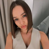 BalerinoCappuccina Φωτ, Προφίλ