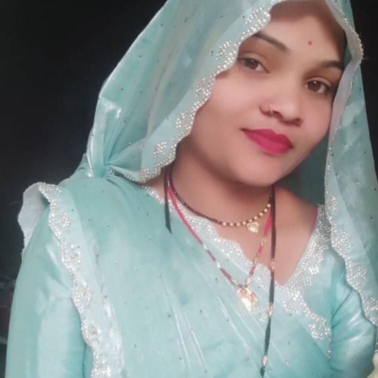Hotbabhi143 profile photo