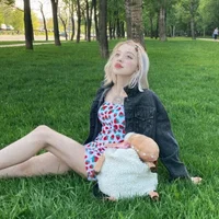 Pour-moi's Profile Pic