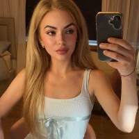 Missgwen17's Profile Pic