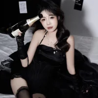 -Mirage's Profile Pic