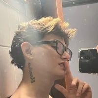 Ảnh Đại Diện stuart_fetish