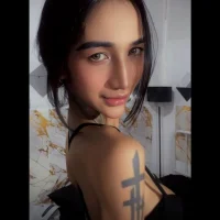 redhotties Adlı Modelin Avatarı