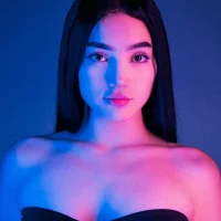 TaniaEvanss' Avatar Pic