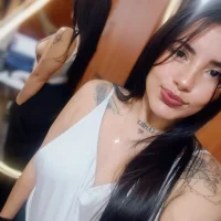 scarletr_red's Profile Pic