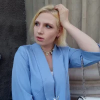 Aina_Faina's Avatar Pic