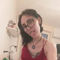 PhoebeNeko's Avatar Pic