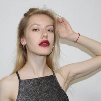 صورة الملف الشخصي لـ JenniPoole