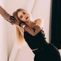 miss_flora's Profile Pic