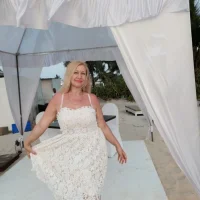 รูปโปรไฟล์ของ Albina_Me