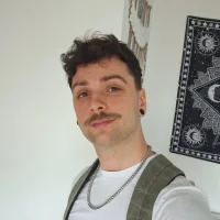 SkinnyJeans_Flo's Profile Pic