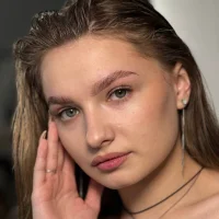 LeilaBeckey's Avatar Pic