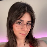 itschloelaurent's Profile Pic