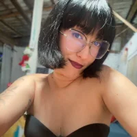 Sharoncrazy_1 Φωτ, Προφίλ