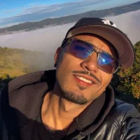 LEO_MAX2001's Profile Pic