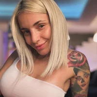 daddyspixxie420's Avatar Pic