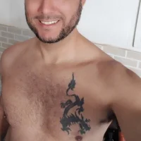 NovinhoDe40's Profile Pic