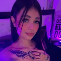 Evaa_rosee_'s Profile Pic