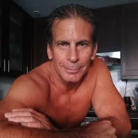 Kennymodel 的个人资料图片