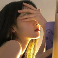 Zdjęcie profilowe modela asianmatreshka