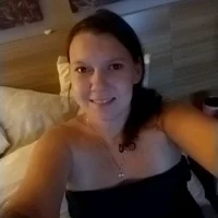 liltease54's Profile Pic