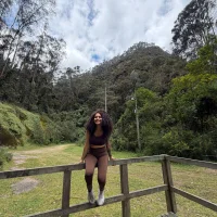 Islaa_Bluee Adlı Modelin Avatarı