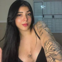 lari_arrudinhaのプロフィール写真