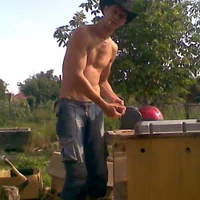 Zdjęcie profilowe modela ugymegbaszlak