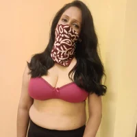 Nisha__19 Φωτ, Προφίλ