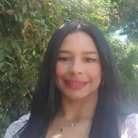 HelenRouge's Avatar Pic