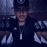 skinyloco's Profile Pic