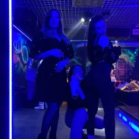 5girlshouse's Profile Pic