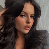 Loly_Babe's Profile Pic