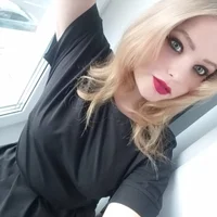 Amina_poet 的 個人資料圖片