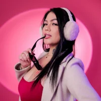 Tessa_ruxh model avatar